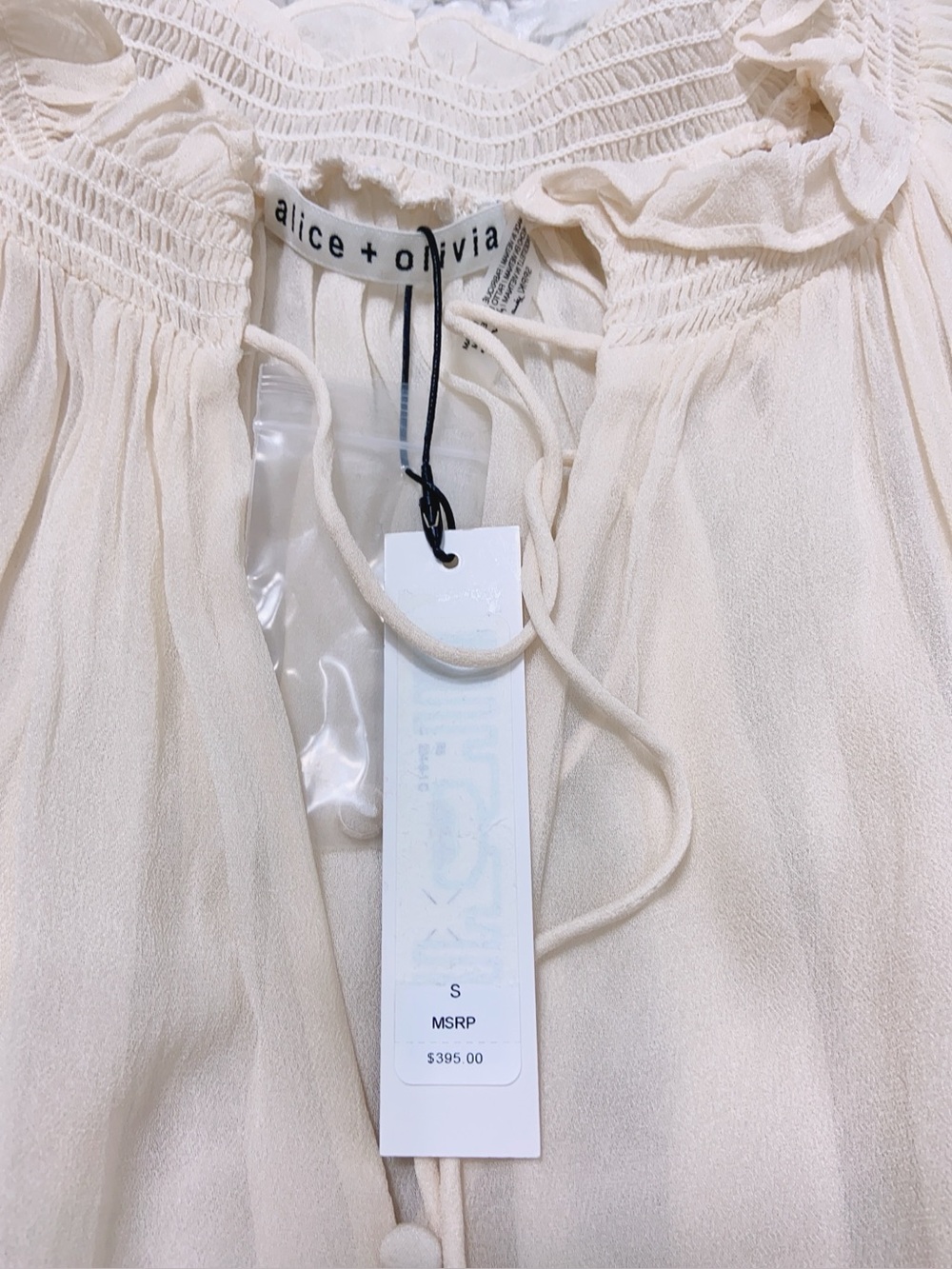 NWT $395 Alice + Olivia Josephine Tie Neck Blouse - Picture 5 of 5